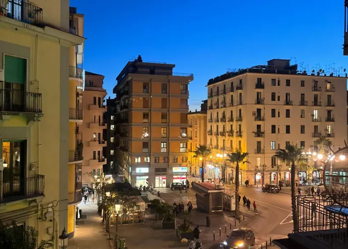 Urban Chic Free Wi-fi- 萨莱诺